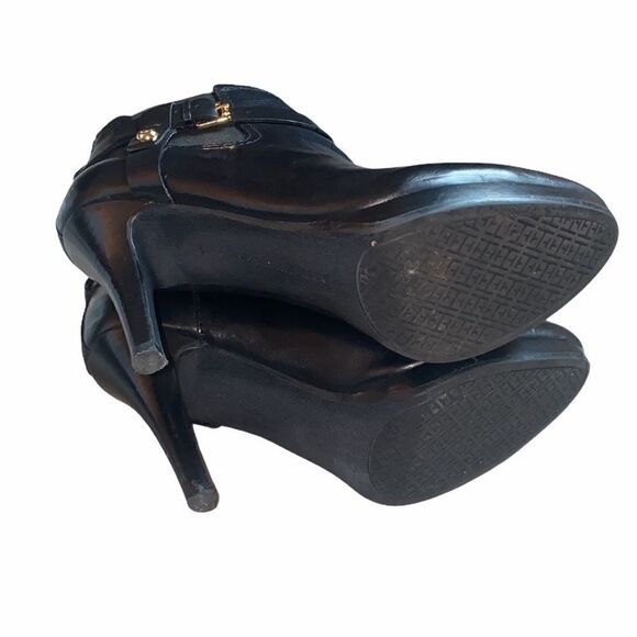 Tommy Hilfiger Ankle Booties Heels Black 6 Buckle Gold Trendy Chic Sleek Dark - Picture 4 of 9
